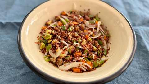 Ensalada de verduras y quinoa