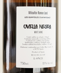 Detalle etiqueta vino ovella negra