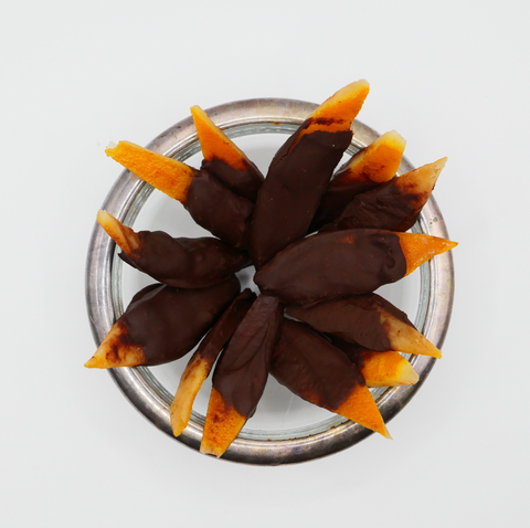 Naranjas confitadas con chocolate